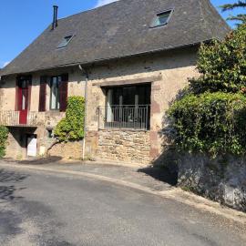 Haras de la Cour Gite 10 people, hotell sihtkohas Arnac-Pompadour