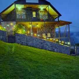Betegi Guest House, hotel en Mestia
