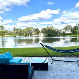 Golf and Tennis ~ Edgewater Escape, hotel di Wesley Chapel