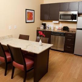 TownePlace Suites by Marriott Lake Jackson Clute, hótel í Clute