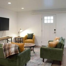 Mountain Modern Apartment、アルパインのホテル