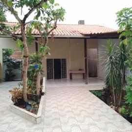 Casa a 500m da praia com Suite Mezanino na Vila Alter Centric