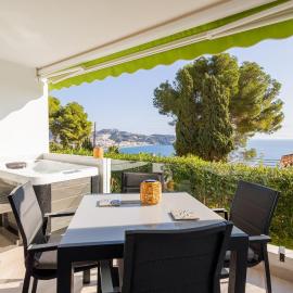 Seaside Spa Luxury Flat - Jacuzzi - Sauna - Sea view, hotel a La Herradura
