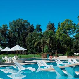 Sheraton Pilar Hotel & Convention Center, hotel in Pilar