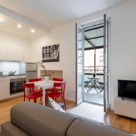Aristotele Building - B Home, hotel a Milano