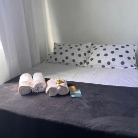 Suite 1- em Praia bonita hospedagem agora com ar condicionado