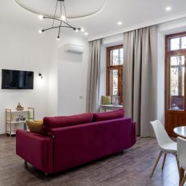 Boutique Central Apts - Spacious - Next to Radisson Blu