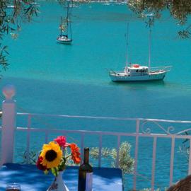 Ilios Hotel & Villas، فندق في Yenion