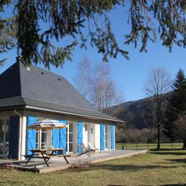 Gite l'Estibère en Val d'Azun，歐坎的飯店