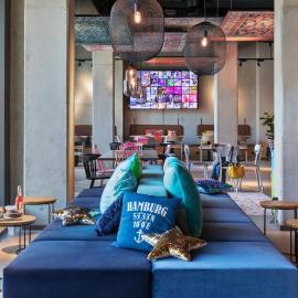 Moxy Hamburg City, хотел в Хамбург