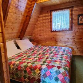 Chalet Natura Il rifugio dello scoiattolo، فندق في Cavaliere