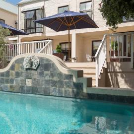 Protea Hotel by Marriott Dorpshuis & Spa Stellenbosch、ステレンボッシュのホテル