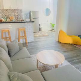 Homestay Cozy Cirebon Timur, hotel in Cirebon