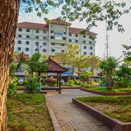 Graha Widya Bhakti at STIESIA Surabaya, hotel u gradu Surabaja