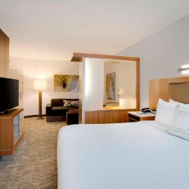 SpringHill Suites Hartford Airport/Windsor Locks, хотел в Уиндзор Локс