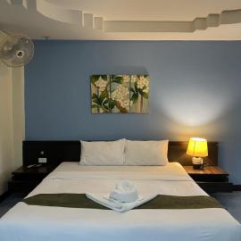 J Hotel, hotel in Ao Nang Beach
