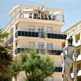 Hotel Kursaal, hotel en Rímini