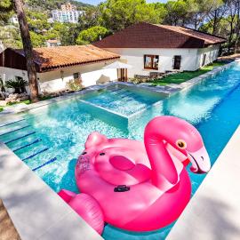 Luxury private Villa - 25m Pool - Gym - 2 min to Beach