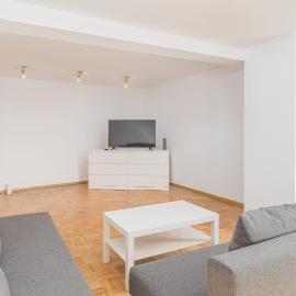 Perfekt für Firmen und Gruppen - 1 Haus, 2 XXL Wohnungen