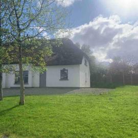 Fionas thatched cottage eile, khách sạn ở Killarney