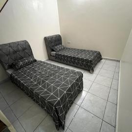 D'lanjut KLIA Agro Transit Hostel، فندق في سيبانغ