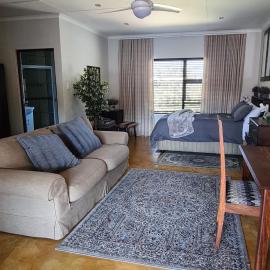Upstairs R-1 Self-Catering Unit