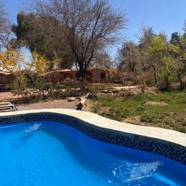Cabañas Turi Lackar con piscina, hotel in San Pedro de Atacama