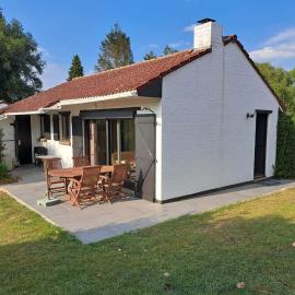 Vakantiehuis Bernadette โรงแรมในเฮอเวิลลันด์