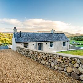Mc Clean's Cottage, hotel in Newry