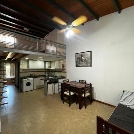 Duplex 1 Villa Ramallo, viešbutis mieste Estación Ramallo