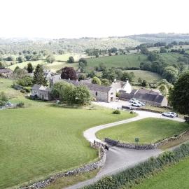 Chestnut Farm Holiday Cottages، فندق في ماتلوك