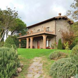Villetta immersa nella Valle di Montefiascone