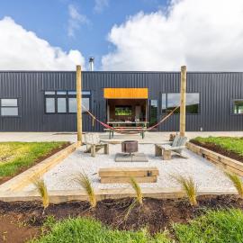 OkiOki Stay Rural escape, hotel in Raglan