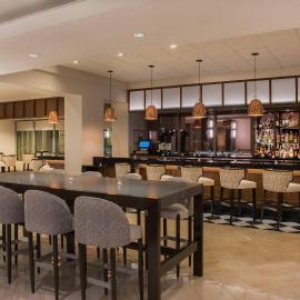 Sheraton Suites Chicago Elk Grove, khách sạn ở Elk Grove Village