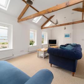 Riversmeet beach side holiday cottage