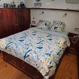 Peniche Saul Nomad, hotel in Aigues-Mortes