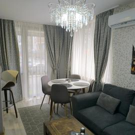Snowflake Family, Parking, SPA option, 600mbps