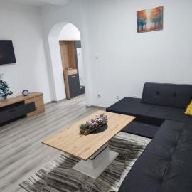 Apartmani Una Lux, hotel din Spilja