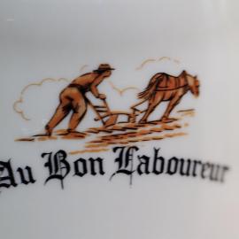 Au Bon Laboureur, ξενοδοχείο σε Bray-sur-Seine