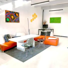 Modern Central Leiden Family Apt - Sleeps 6 and Baby, hotel in Leiden