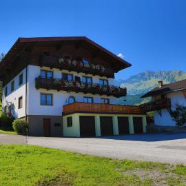 Apartment Ferwienwohnung Oberberghof by Interhome