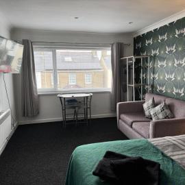 Traeth Rooms, hotel di Cardigan