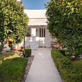 Relaxing House with Garden