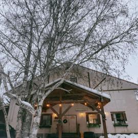 Alpine Meadows Lodge, hotel i Golden