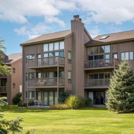 Fairway Breeze Retreat, hotel i Traverse City