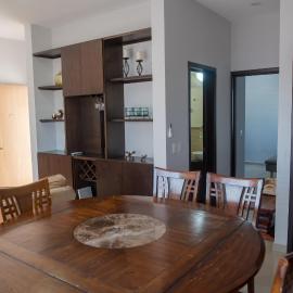 2br/2ba Condo 1 block to ocean! - Unit #5, hotel in Mazatlán