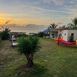 Franz Beach, hotel din Nova Viçosa