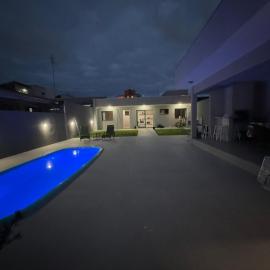 Casa próximo à Praia com piscina