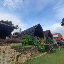 Villa Lumbung Salak, hotelli kohteessa Bogor