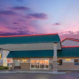 Super 8 by Wyndham Portage La Prairie MB, hotel in Portage La Prairie